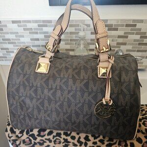 Michael Kors Large Signature Grayson Large Satchel